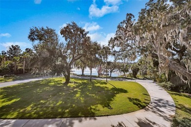 **Luxurious Lakefront Living on Majestic Lake Winnemissett** - photo 29