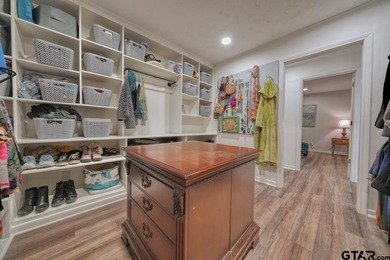 Big on space, big on style-this Hideaway gem delivers - photo 31