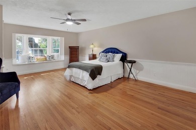 **Luxurious Lakefront Living on Majestic Lake Winnemissett** - photo 40