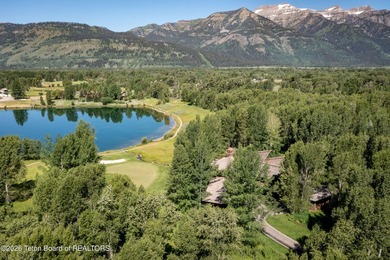 Set on the West Bank of the Snake River in Wilson, this 9 - photo 1