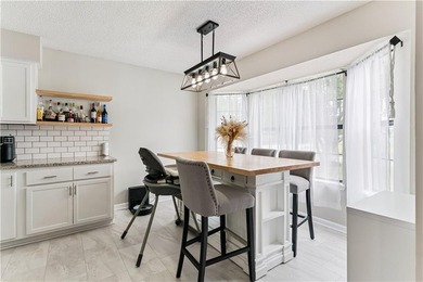 Welcome to 100 Millers Trace, a beautifully maintained 3-bedroom - photo 6