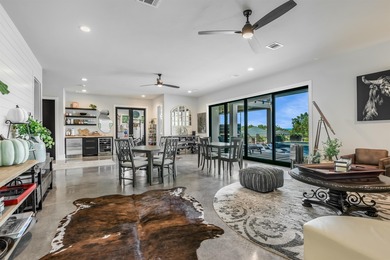 AWE-INSPIRING VIEWS of LAKE LBJ, APPLE ROCK GOLF COURSE & the