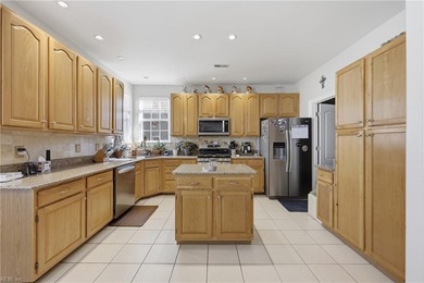 Discover your dream home in the heart of Great Bridge! Step into - photo 14