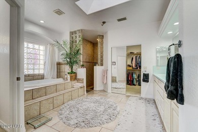 This stunning pool home with Great Views offers the perfect - photo 18