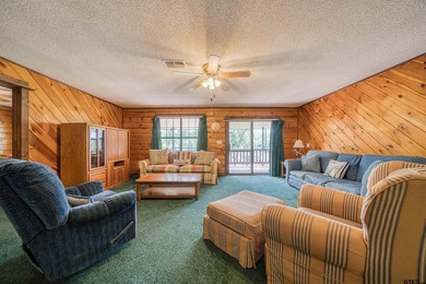 Adorable log cabin on beautiful Lake Winnsboro nestled in a - photo 23