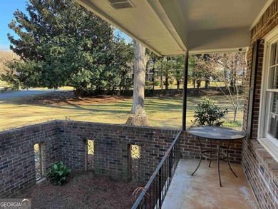 (private lake, pond, creek) Home For Sale in Eatonton Georgia