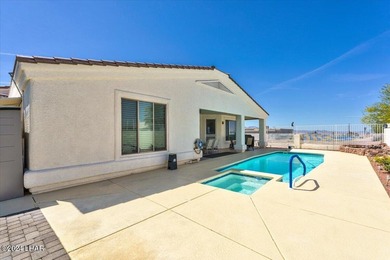 This stunning pool home with Great Views offers the perfect - photo 32