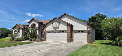 Welcome to this well-maintained 4-bedroom, 3-bath single-family - photo 3