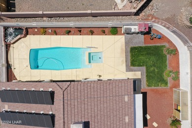 This stunning pool home with Great Views offers the perfect - photo 38