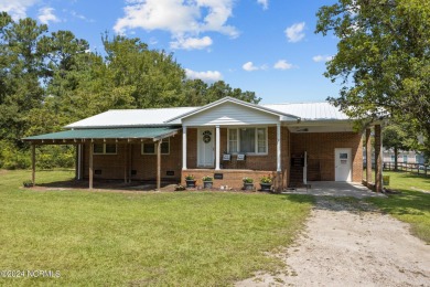 Lake Home For Sale in Newport, North Carolina