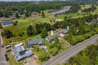 Tucked along the fairway of Crestview Golf Course on a quiet - photo 4