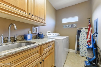 Spectacular home on a highly sought after street in Riverview - photo 25