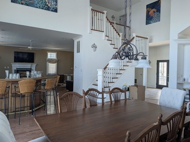 Come See This Beautiful Bay Front - photo 5