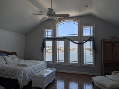 Come See This Beautiful Bay Front - photo 8