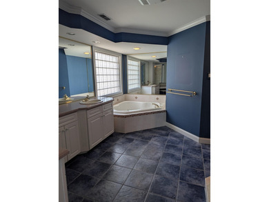 Come See This Beautiful Bay Front - photo 10