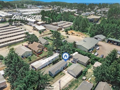 This 2021 manufactured home offers an inviting open floor plan - photo 4