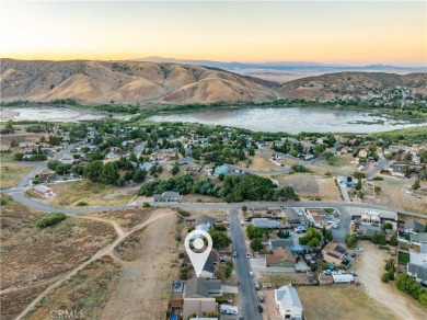 Elizabeth Lake Home Active Under Contract in Lake Hughes California