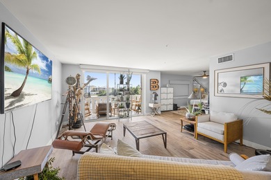 Beautifully remodeled 2-bedroom, 2-bath Intracoastal residence
