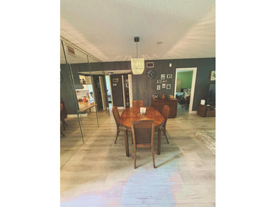 Beautiful corner-unit condo located in the desirable 55+ - photo 11