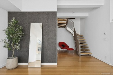 Expansive 4,200+ SF Loft with Dramatic Light, Double-Height - photo 16