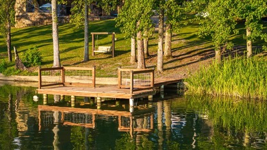 Experience the pinnacle of RIVERFRONT living on the coveted - photo 4