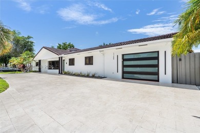 Embrace the epitome of luxury in this expansive 6-bedroom - photo 2