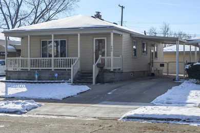 Detroit River Home Sale Pending in Lincoln Park Michigan