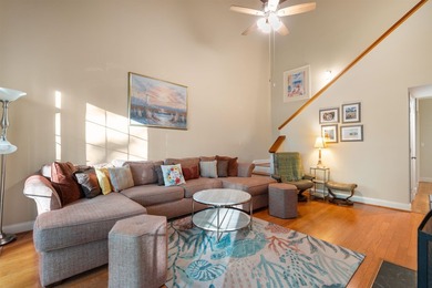 Welcome to this beautifully furnished 3-bedroom, 3-bath villa - photo 13