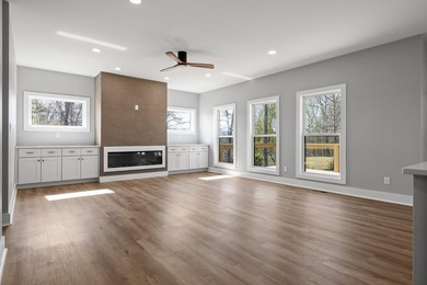 Welcome to 91 Hidden View Drive--where modern design meets - photo 2