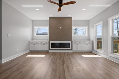 Welcome to 91 Hidden View Drive--where modern design meets - photo 3