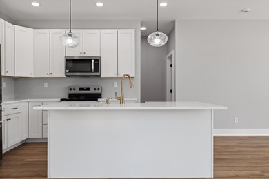 Welcome to 91 Hidden View Drive--where modern design meets - photo 9