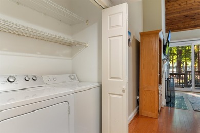 Welcome to this beautifully furnished 3-bedroom, 3-bath villa - photo 31