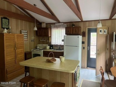 Charming 2-Bedroom Ranch in Gold Key Lake CommunityWelcome to - photo 4