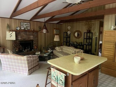 Charming 2-Bedroom Ranch in Gold Key Lake CommunityWelcome to - photo 5
