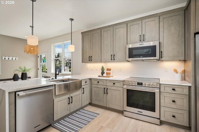 OUR BUILDER AND PREFERRED LENDER IS OFFERING INCENTIVES - photo 9