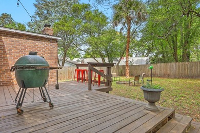 A charming and well maintained brick ranch on a large lot in one - photo 33