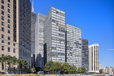 Lake Michigan - Cook County Condo For Sale in Chicago Illinois