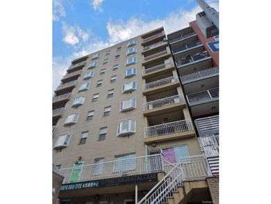 Welcome to this elevator condo features open kitchen concept - photo 1