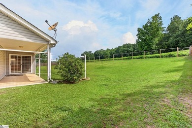 Great yard near the lake! - photo 29