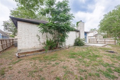 Beautifully maintained 3-bedroom, 2-bath home offering 1,768 - photo 39