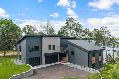 There are a handful of properties on Gull Lake where the setting - photo 3