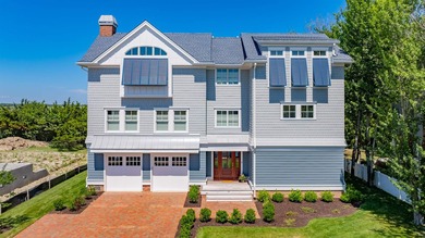 Stunning new construction located in downtown Cape May. This - photo 1