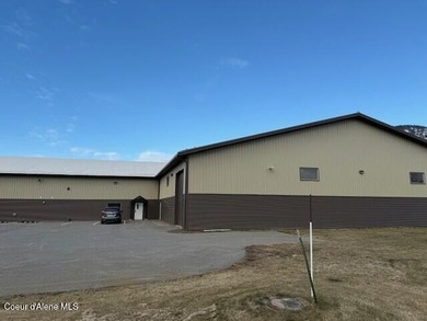 This 48,000 SqFt warehouse building is in excellent condition - photo 6
