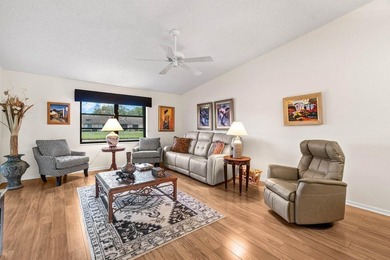 Lovely 2 beds/2 bath villa in beautiful gated 55+ Whisper Walk! - photo 11