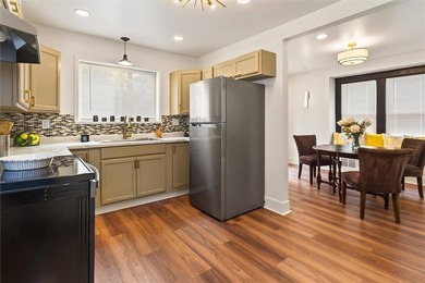 Stunning remodeled home, move right in and enjoy having all of - photo 17
