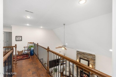 Back on the market due to Buyer's financing! Beautiful 4-bedroom - photo 28