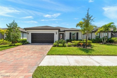 (private lake, pond, creek) Home For Sale in Alva Florida