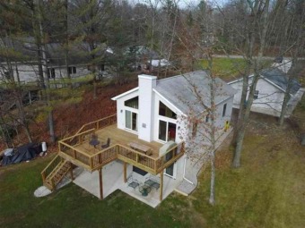 Wiggins Lake Home For Sale in Gladwin Michigan