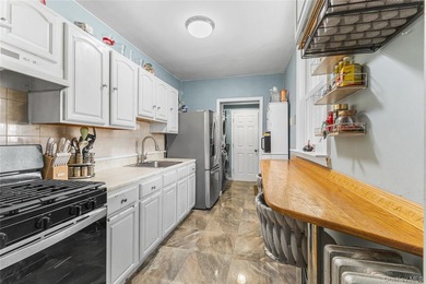 Welcome to this beautifully maintained, move in ready two - photo 12