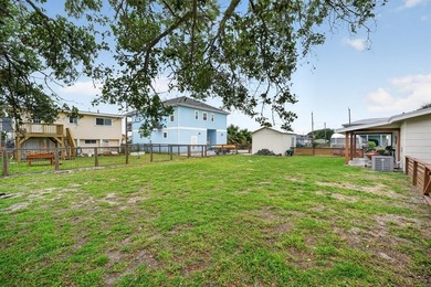 Just three blocks from Aransas Bay, this beautifully updated - photo 26